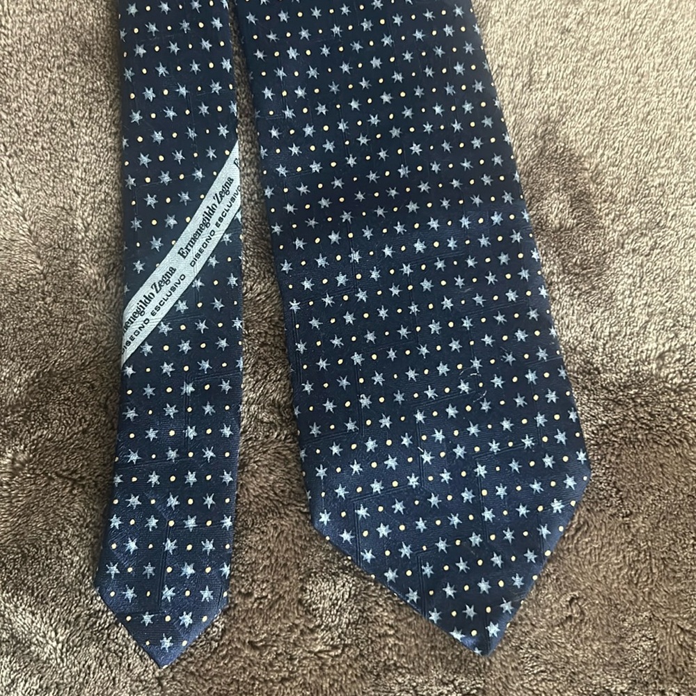 Authentic Zegna silk tie never used perfect condition